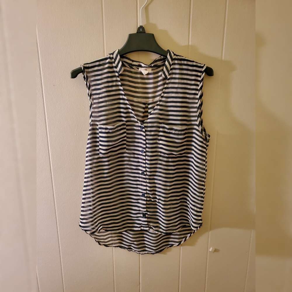 💝 5/$20 Cute One Clothing Stripe Shirt 👕